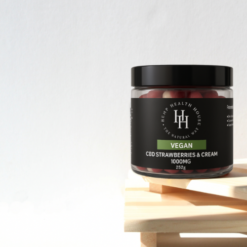 Vegan Strawberries and cream